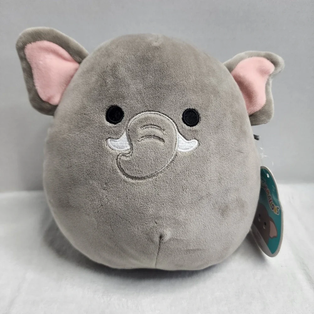 Kellytoy this squishmallow